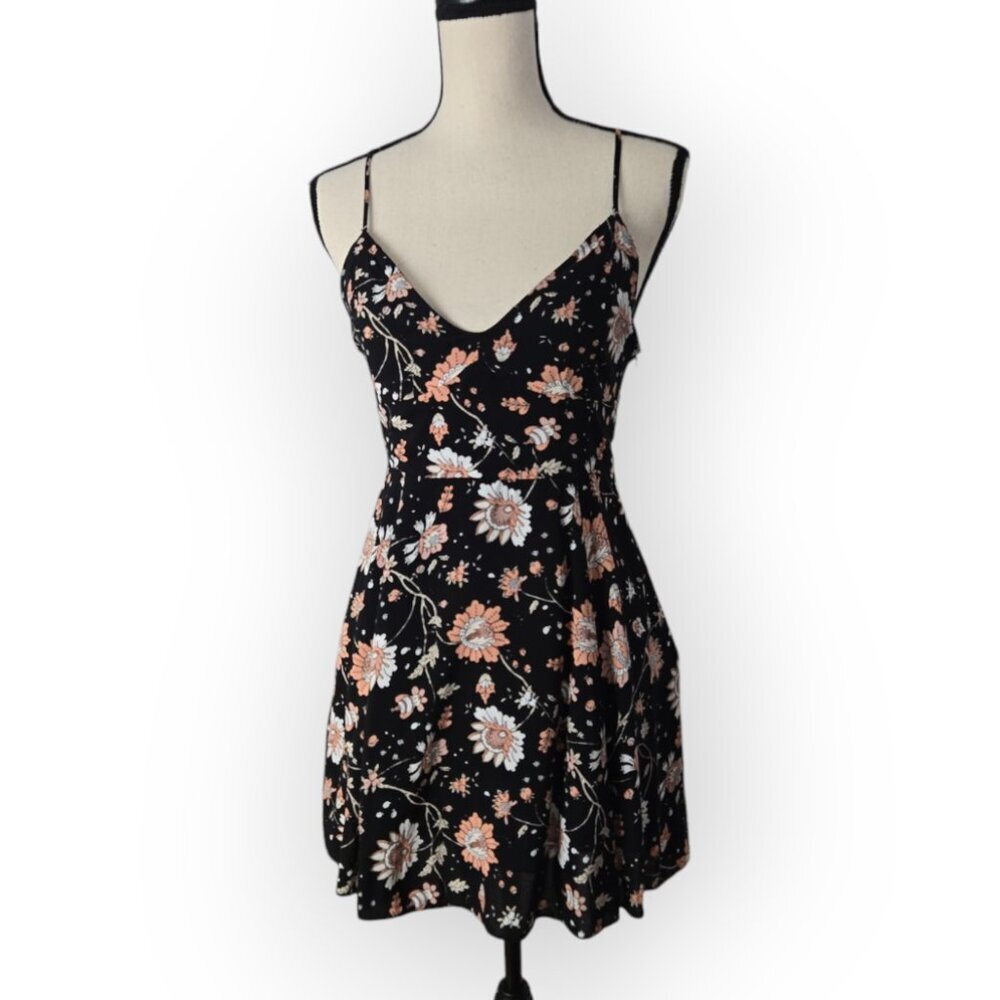 American Eagle Black Floral Spaghetti Strap Lace-Up Sundress Size 8 - Picture 2 of 8
